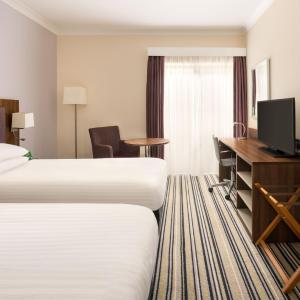 Standard Room with Two Single Beds - Accessible