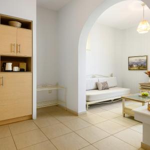 Grande 2 Room Partial Sea View