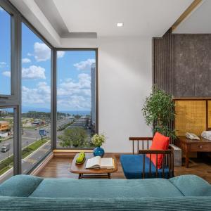 Executive Double Room with Partial Sea View