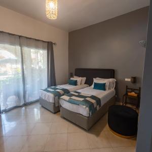 Twin Room with Pool View