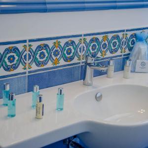 Executive Double Room with Balcony and Side Sea View