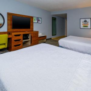 Queen Room with Two Queen Beds - Mobility and Hearing Access/Non-Smoking