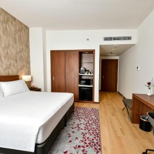 King Room - Disability Access/Non-Smoking