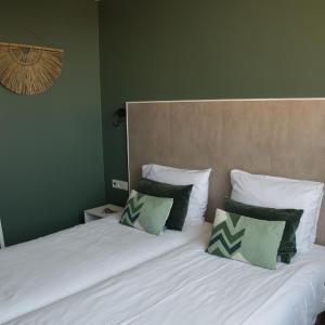 Double Room with Balcony and Frontside