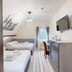 Quadruple Room with Bath