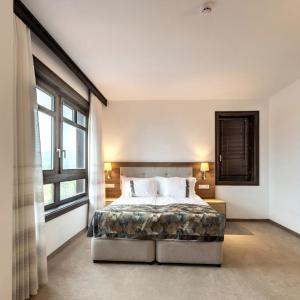 Classic One-Bedroom Apartment with King Bed