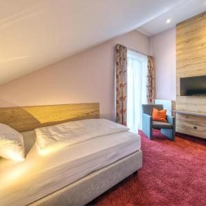 Premium Single Room