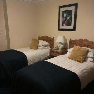 Classic Twin Room