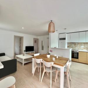 Two-Bedroom Apartment (6 Adults)