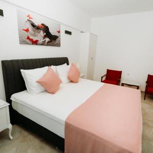 Double Room with Pool View