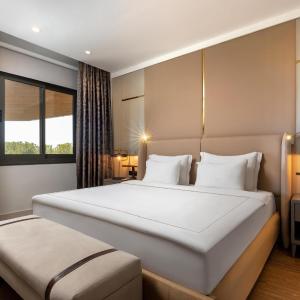 King Suite with Sea View