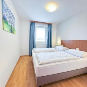 One-Bedroom Apartment with Terrace