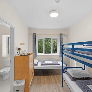 Triple Room with Private Bathroom