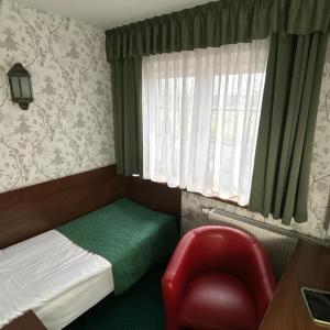 Single Room with Bathroom