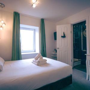 Compact Double Room