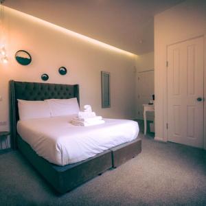 Deluxe Double with Terrace Garden View