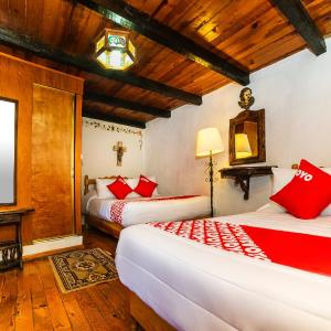 Standard Double Room with Two Double Beds