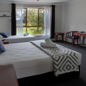  Accessible Queen Single Room