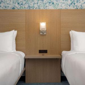Quadruple Room with Two Queen Beds - Disability Access/Non Smoking