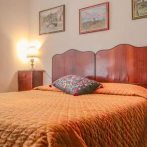 Twin Room with Bathroom