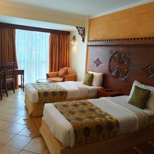 Superior Room  2 Single Beds, 24Sqm, Air Conditionned, Room Service, Tea And Coffee, Flat Screen Tv