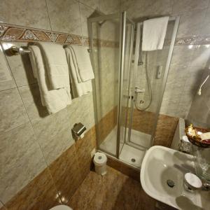 Small Twin Room