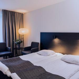 Double or Twin Room with Extra Bed