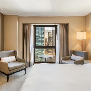 One-Bedroom Paulista Suite - Club Lounge Access