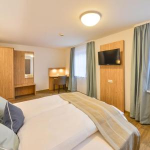 Basic Double Room