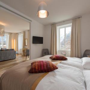 Junior Suite with South View