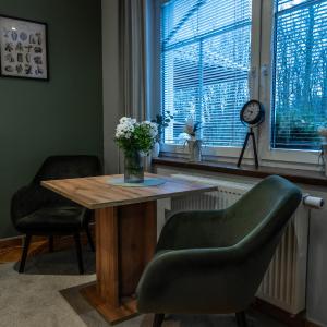 Studio with Garden View