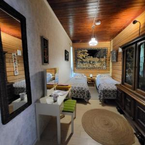 Twin Room with Shared Bathroom 201