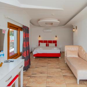 King Room with Spa Bath