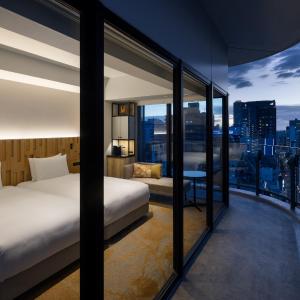 (3rd-8th Floor) Standard Floor Corner Twin Room with Wide View