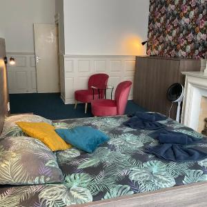 Deluxe Double Room with Shower