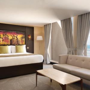 Junior Suite King, Non-Smoking - Ocean View