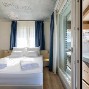 Deluxe Double Room with Terrace and Whirlpool
