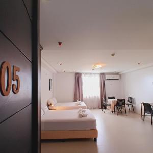 Deluxe Family Room