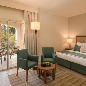 Superior Queen or Twin Room with Garden View