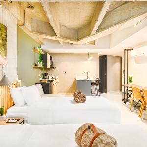 Twin Room with Balcony