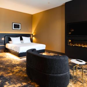 Suite with City View