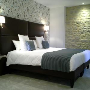 Superior Deluxe Double or Twin Room 