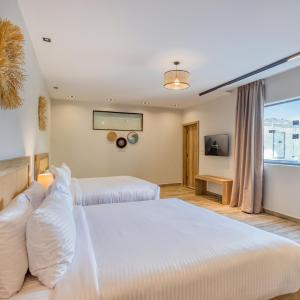 King Suite with Pyramids and Pool View