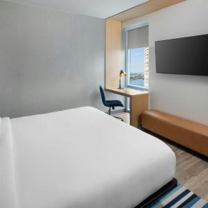 King Room - Hearing Accessible