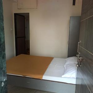 Standard Double Room with Fan
