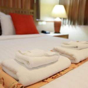 Deluxe Suite with Spa Bath