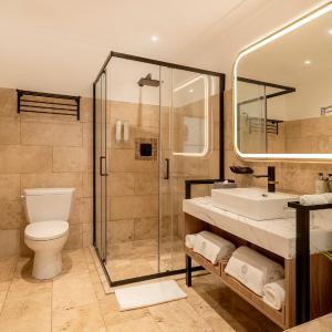 Queen Room with Two Queen Beds and Pool Access