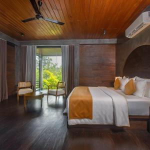Triple Suite Room With Private Pool
