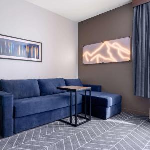 King Studio Suite - Non-Smoking