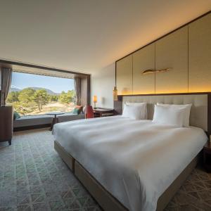 Executive King Room - Non-Smoking